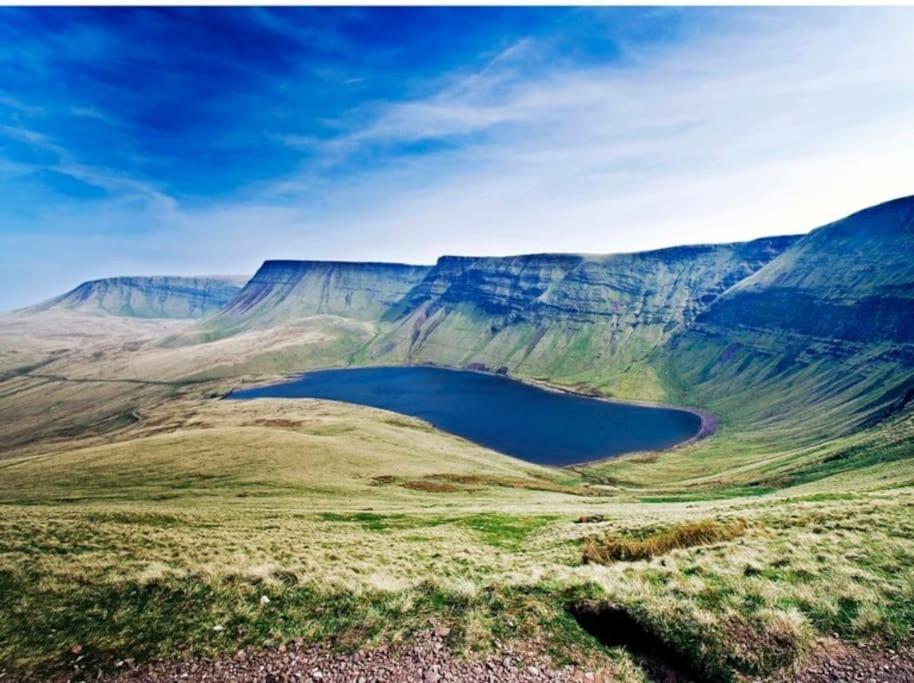 Perfect Cottage Retreat Near The Brecon Beacons Llanwrda 외부 사진