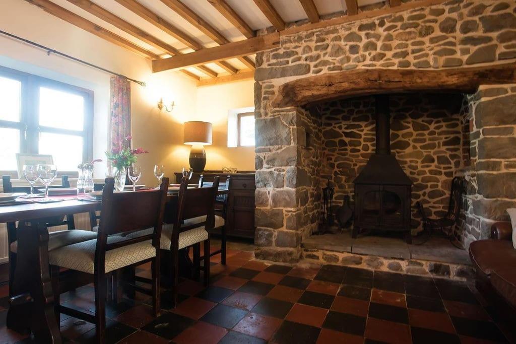 Perfect Cottage Retreat Near The Brecon Beacons Llanwrda 외부 사진